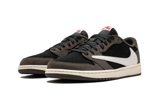 Air Jordans 1 Low ‘Mocha’ CQ4277–001